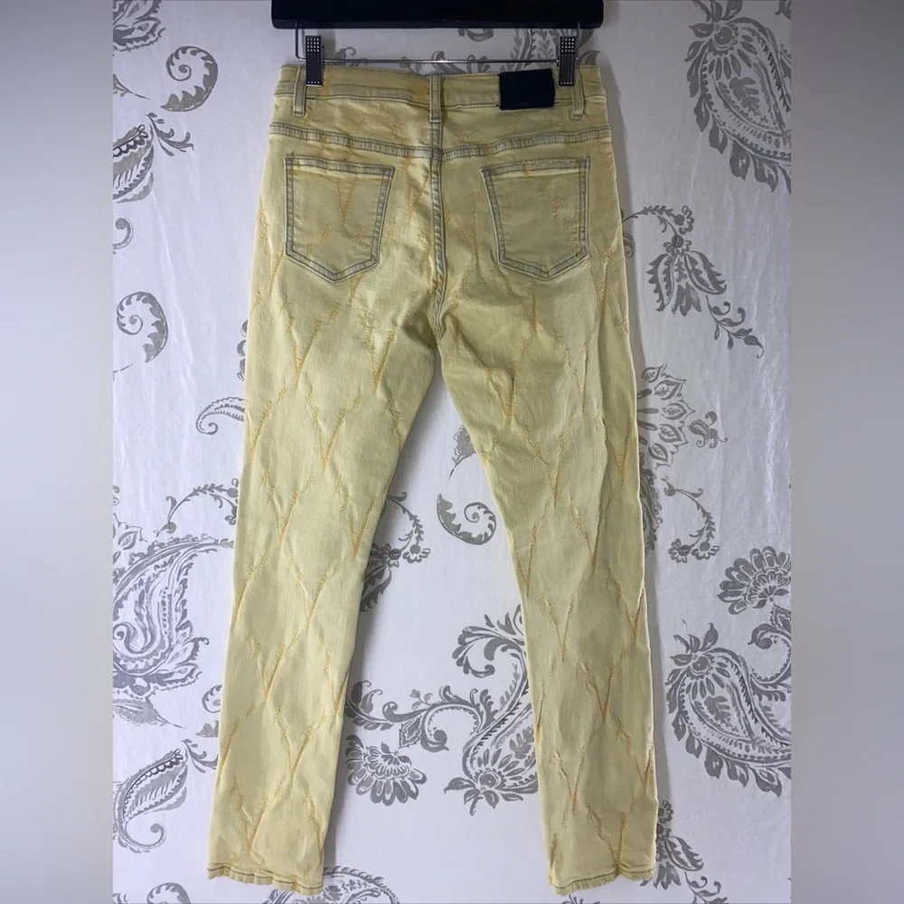 Valabasas‎ Play Jeans V Embroidered Bovs 14 Stretch Adiustable